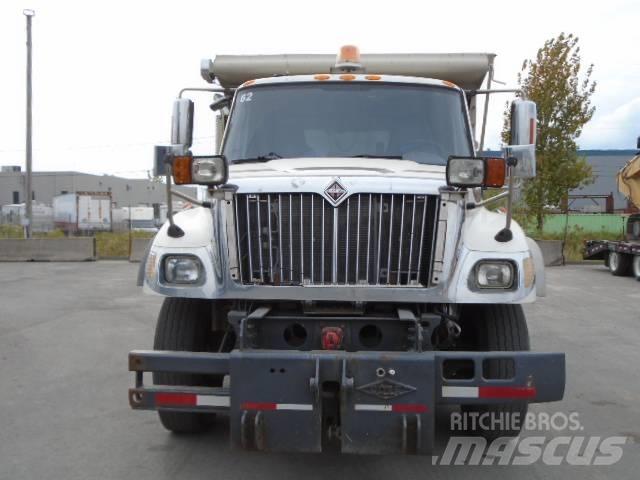 International 7500 Kipper