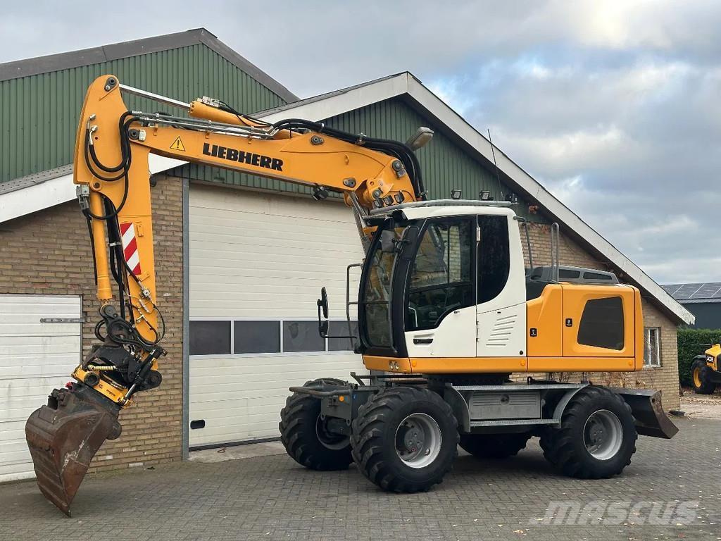 Liebherr A914 Mobilbagger