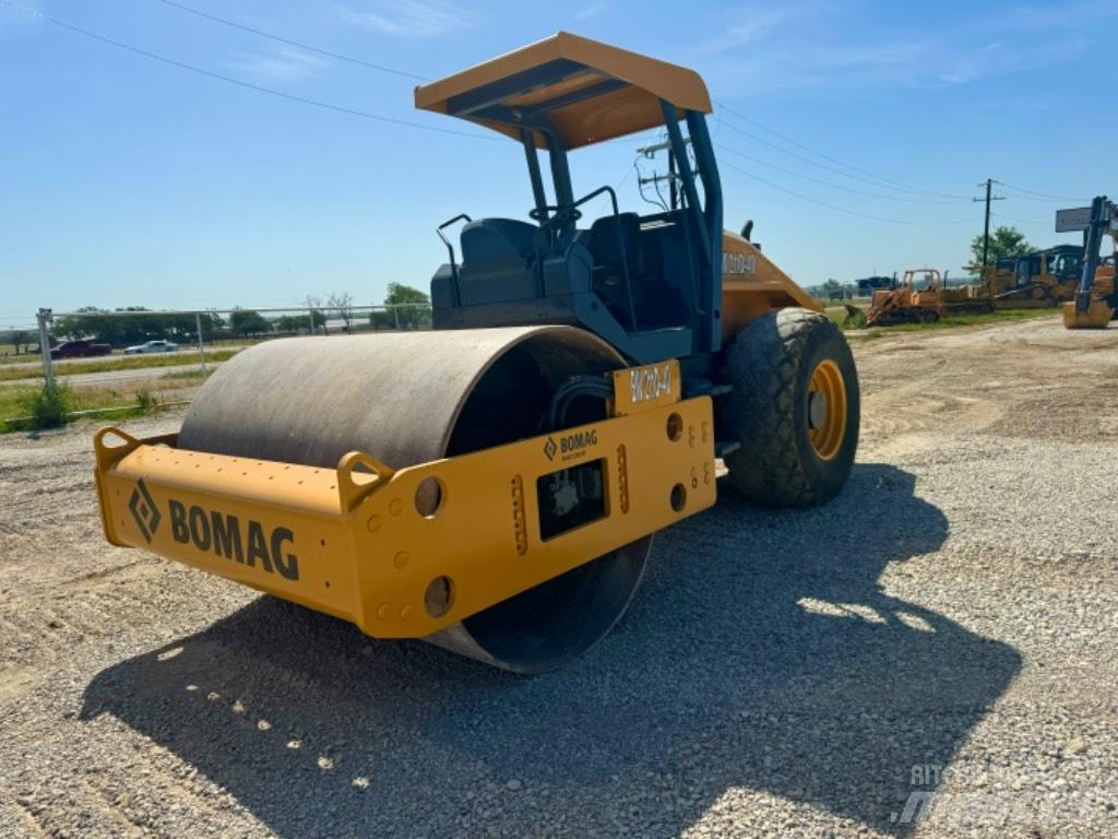 Bomag BW 211 D-40 Kombiwalzen