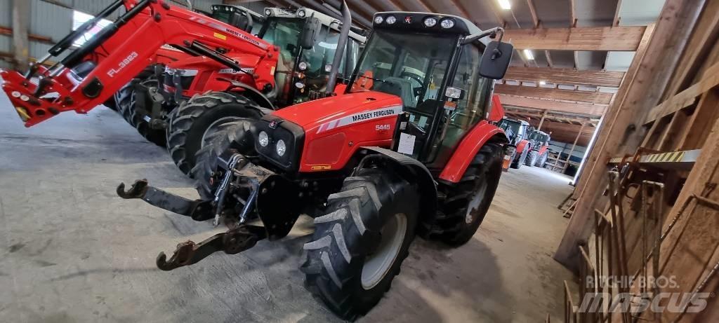 Massey Ferguson 5445 Traktoren