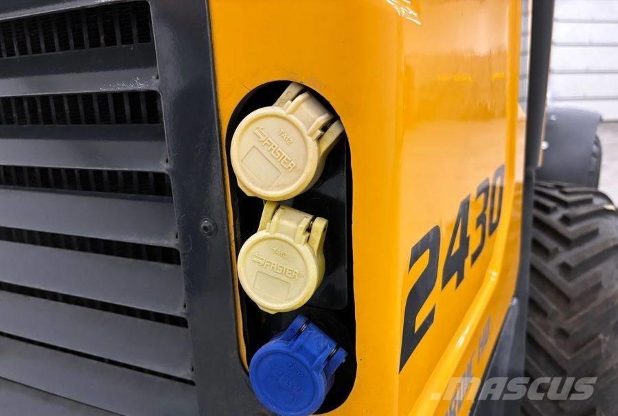 Schäffer 2430 HD Kompaktlader