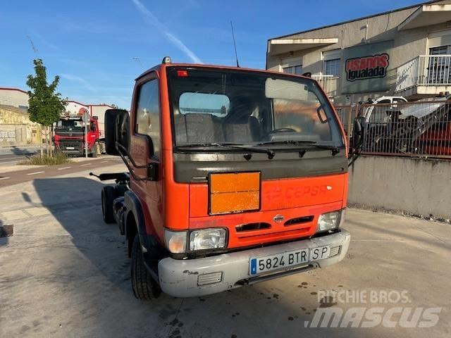 Nissan Cabstar E Lieferwagen