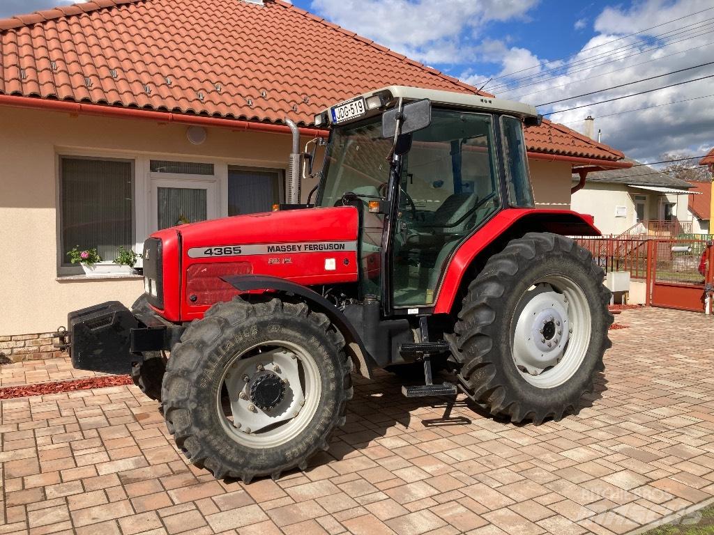 Massey Ferguson 4365 Traktoren