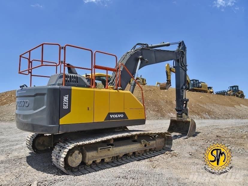 Volvo EC 220 E Raupenbagger