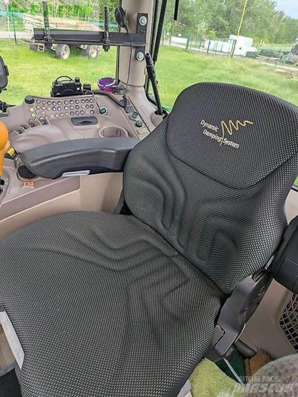 John Deere 6215 r Traktoren