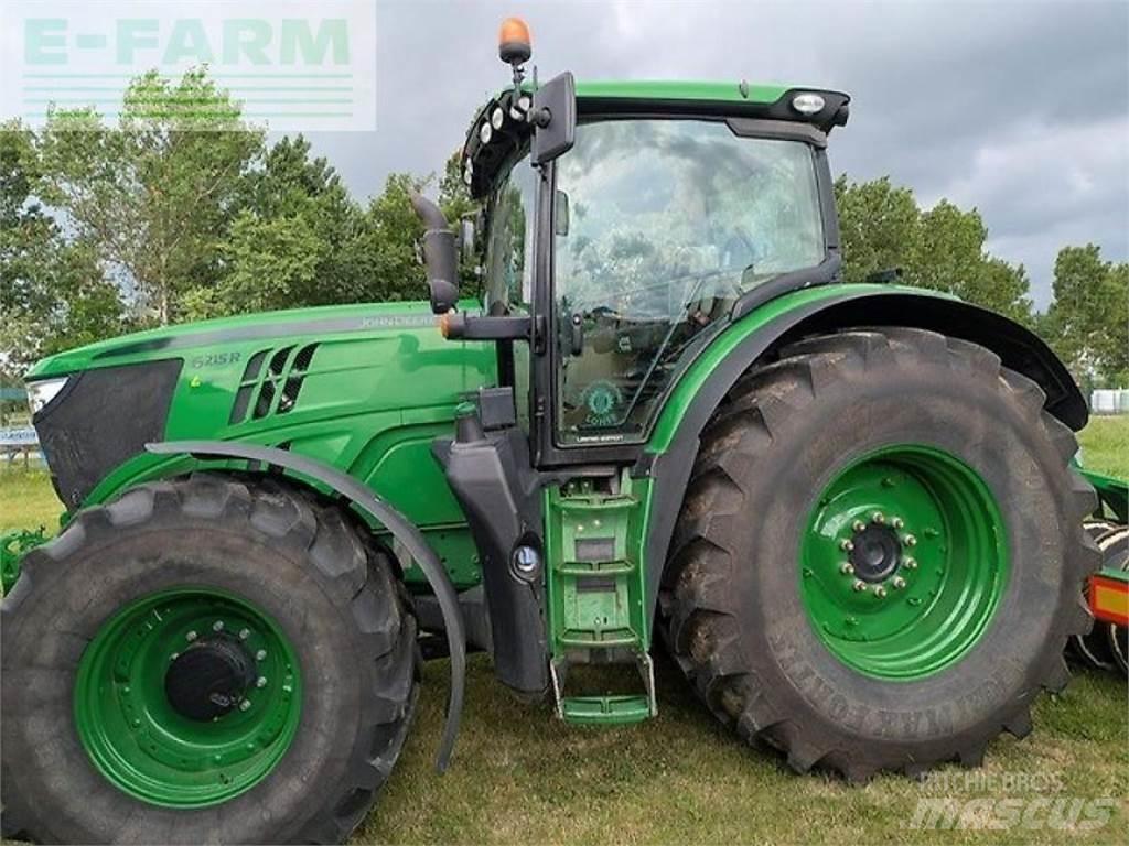 John Deere 6215 r Traktoren