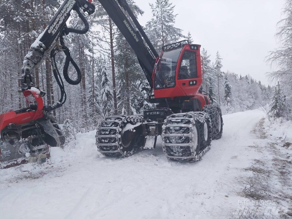 Komatsu 931 Harvester