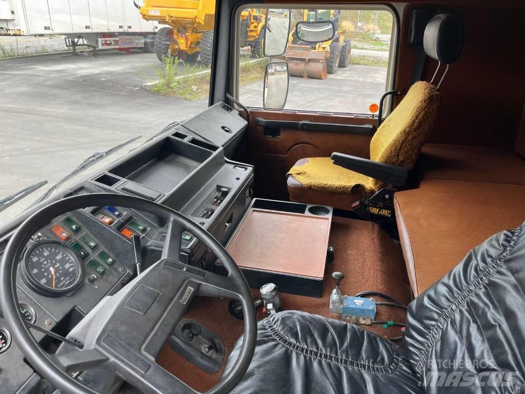 Volvo F 12    Lav km Sattelzugmaschinen