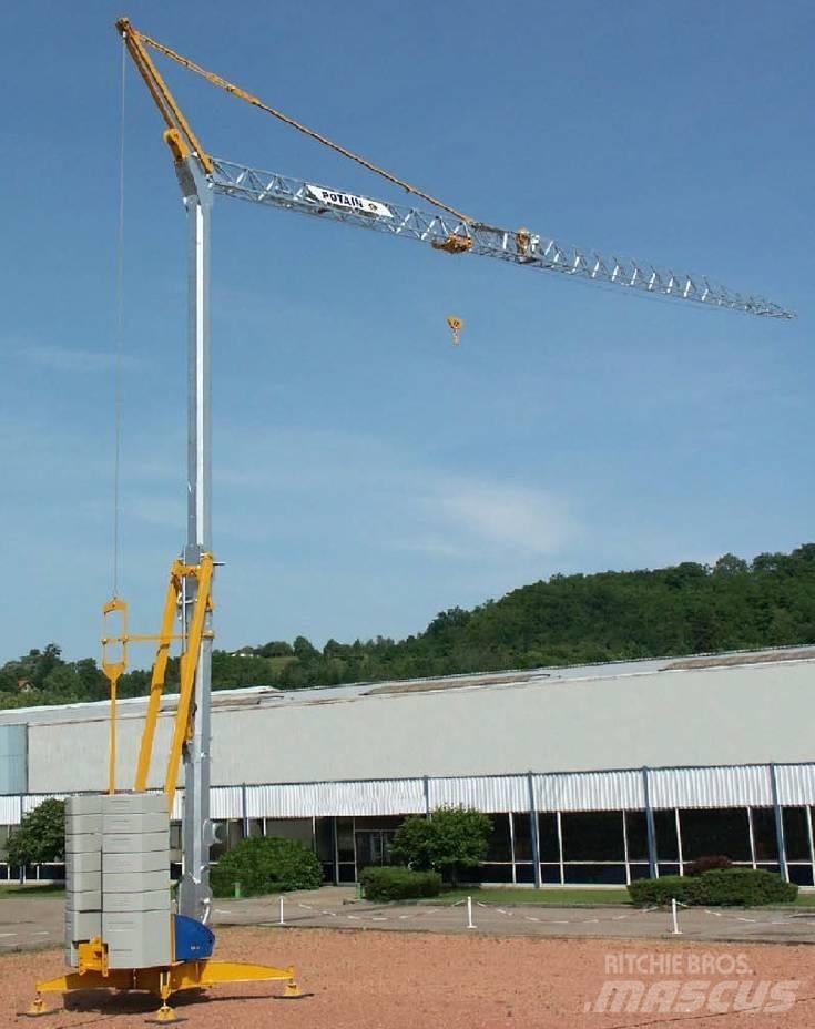 Potain IGO 22 Selbstaufrichtende Krane