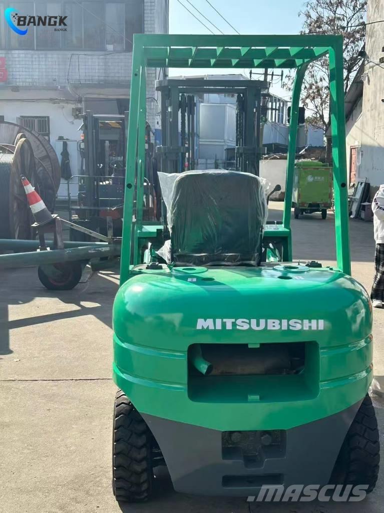 Mitsubishi FD 30 NT Diesel heftrucks