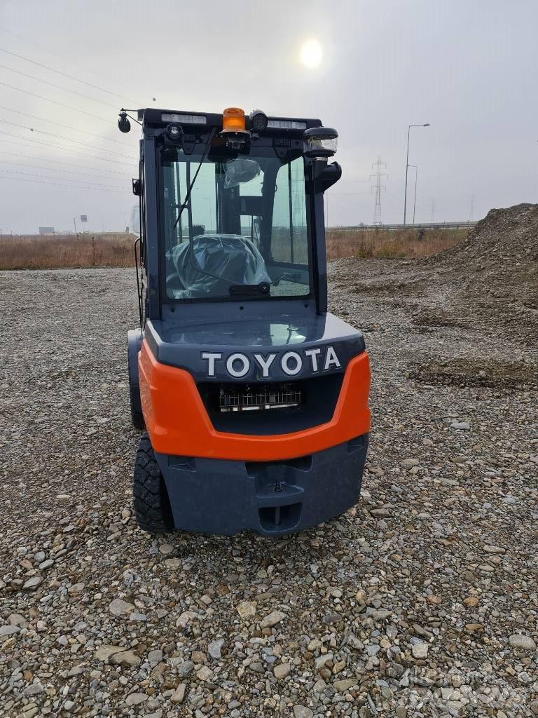 Toyota Tonero Schubmaststapler
