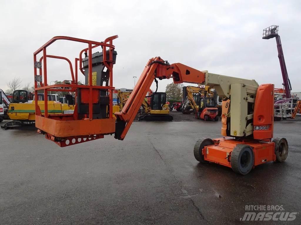 JLG E300AJP Gelenkteleskoparbeitsbühnen