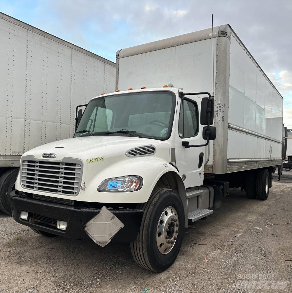 Freightliner M2 106 Kofferaufbau