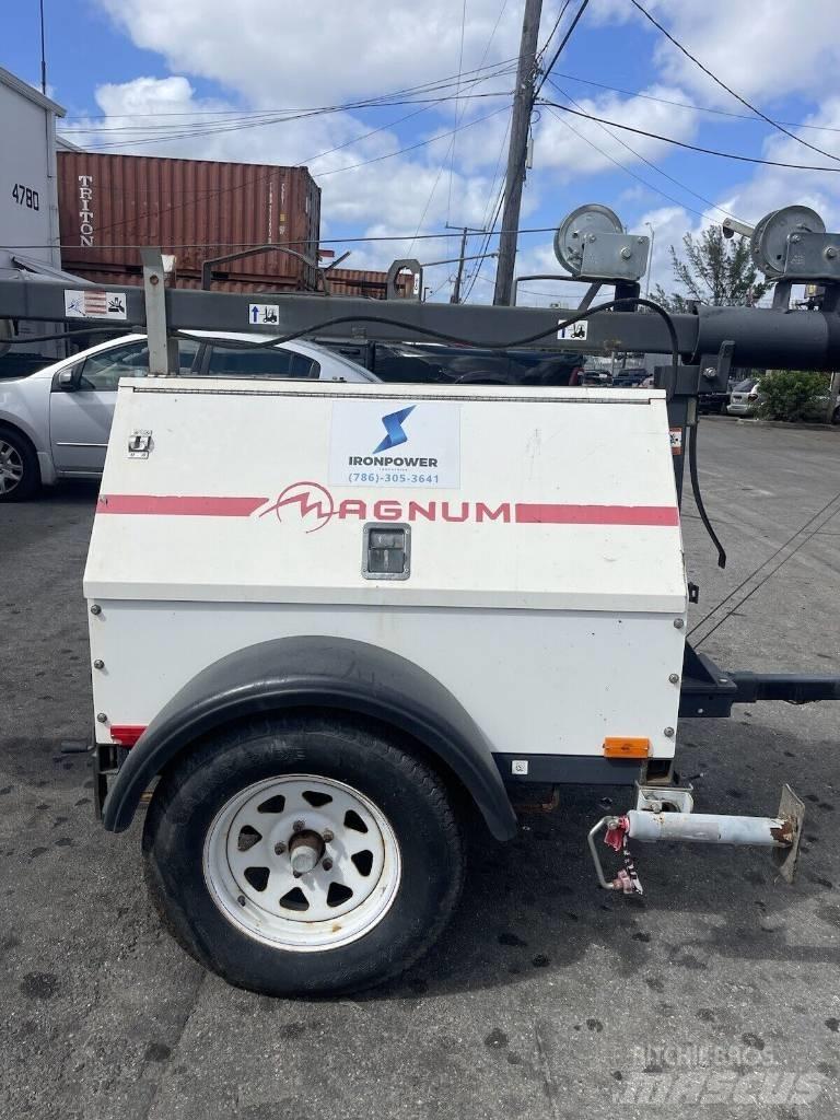 Magnum MLT 4200 Lichtmasten
