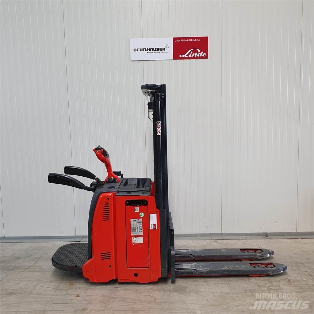 Linde D12AP Deichselstapler