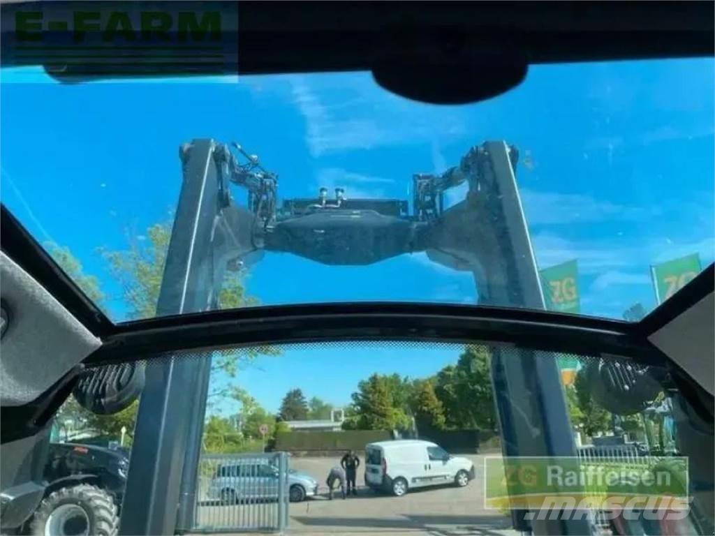 Valtra g135v 1b9 Traktoren