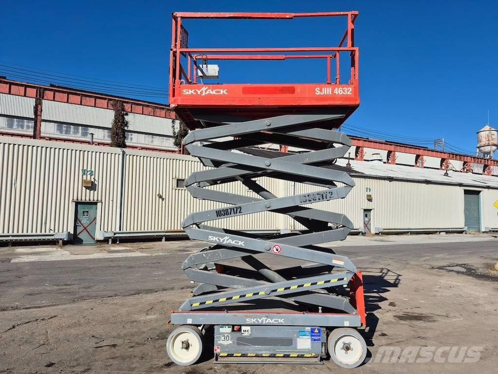 SkyJack SJ 4632 Scheren-Arbeitsbühnen