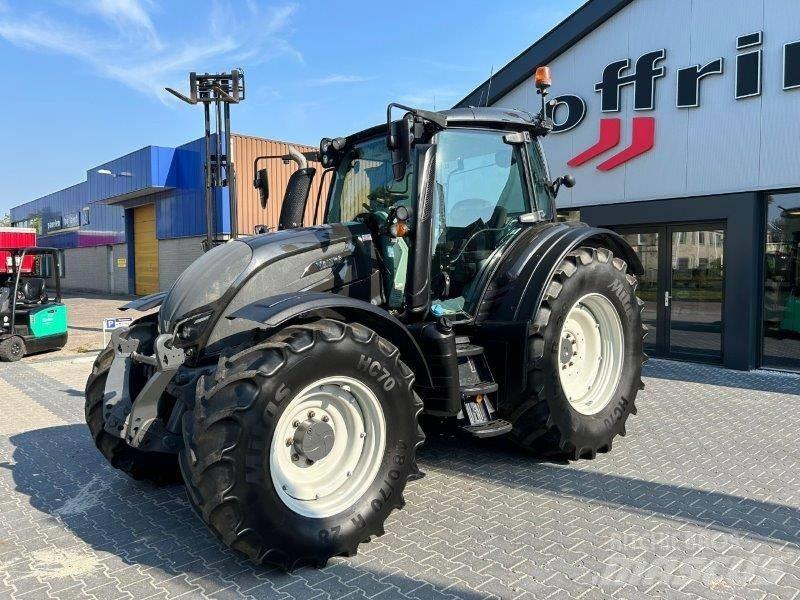 Valtra N 154 A Traktoren