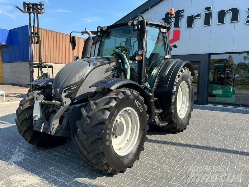 Valtra N 154 A Traktoren