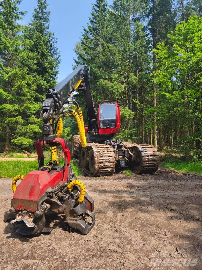 Komatsu 951 Harvester