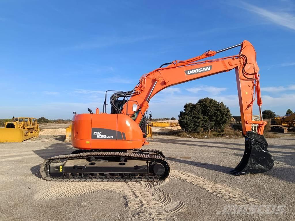 Doosan DX 235 LCR Raupenbagger