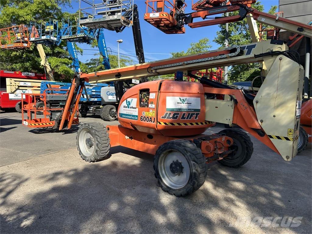 JLG 600 AJ (3218) Gelenkteleskoparbeitsbühnen