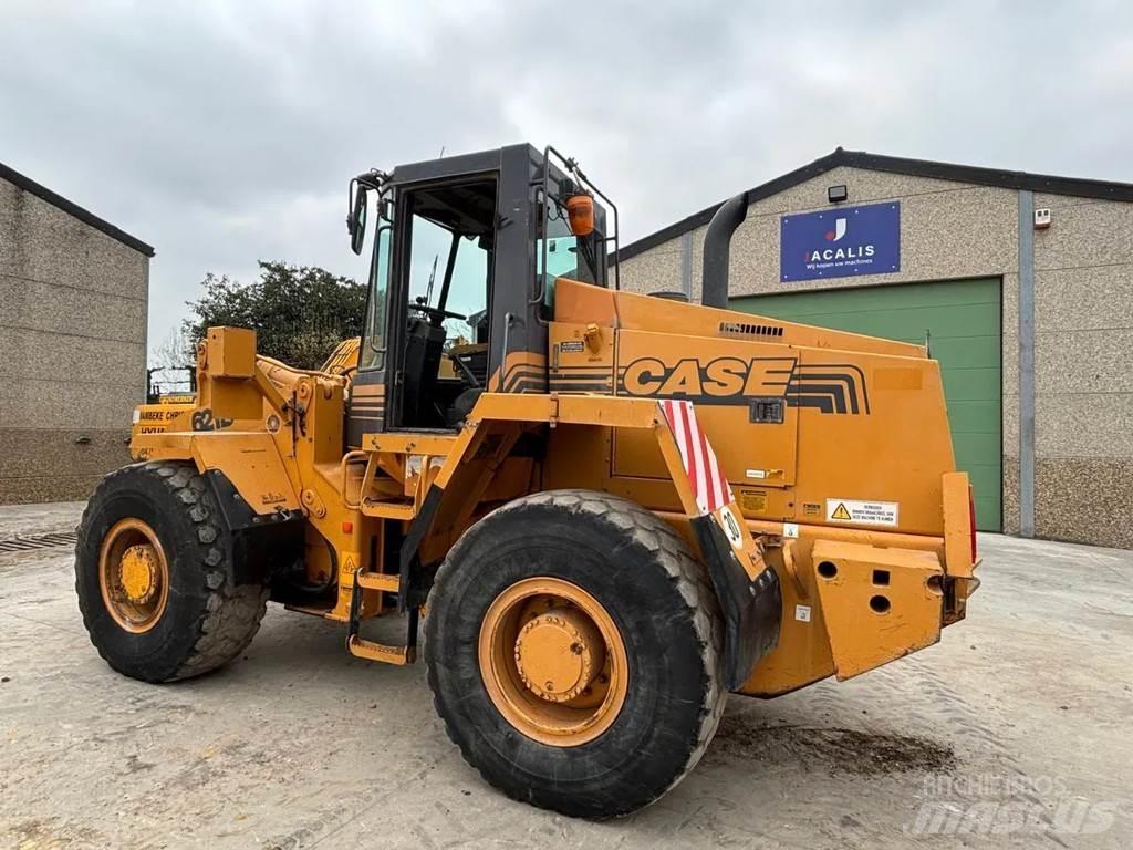 CASE 621B Radlader