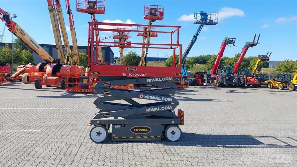 SkyJack SJIII3220 Scheren-Arbeitsbühnen