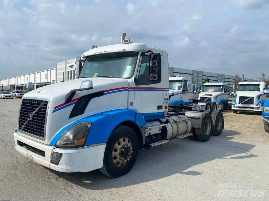 Volvo VNL Sattelzugmaschinen