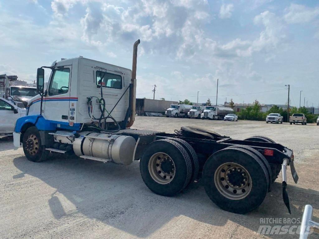 Volvo VNL Sattelzugmaschinen