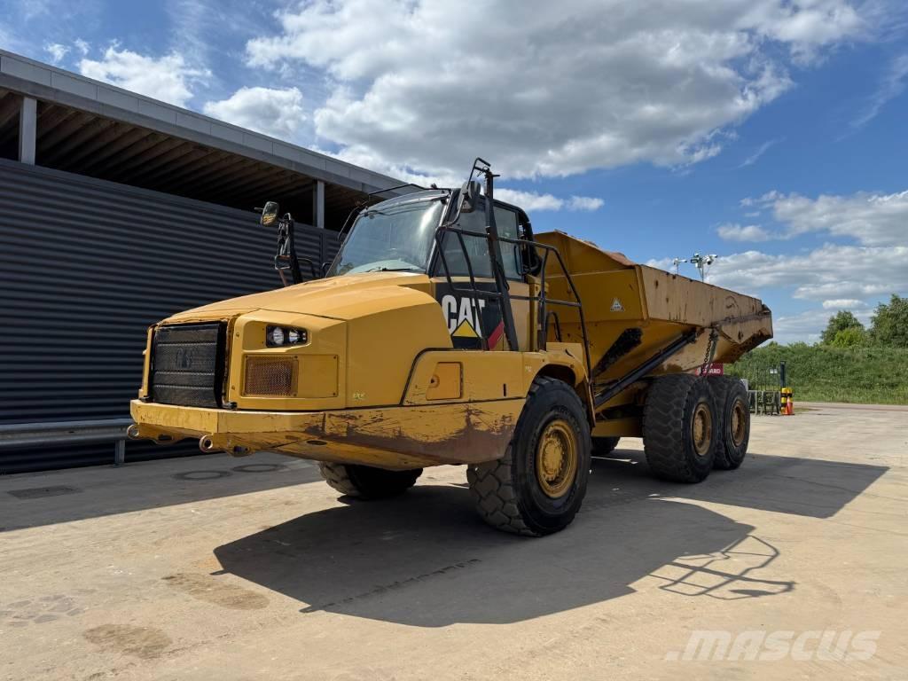 CAT 730C Dumper - Knickgelenk