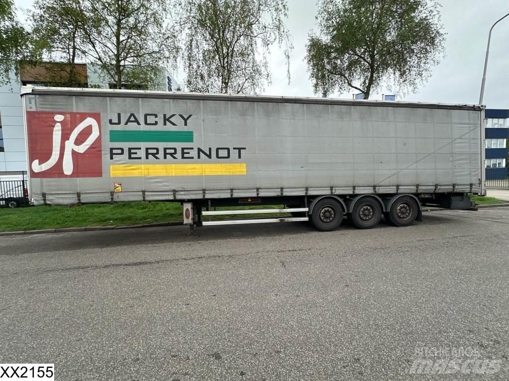 Fruehauf Tautliner Curtainsiderauflieger