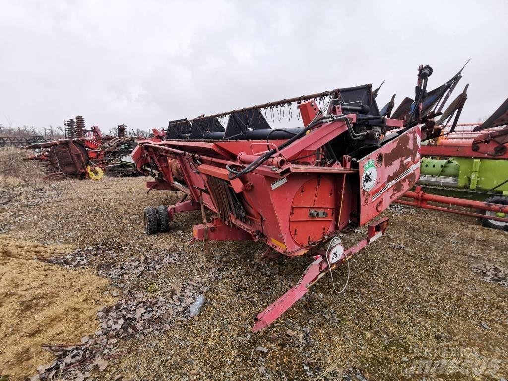 CASE 2388 + heder Mähdrescher