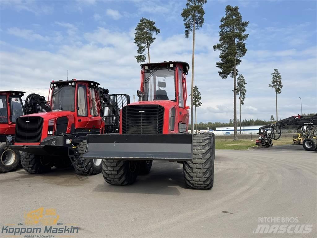 Komatsu 895 Forwarder