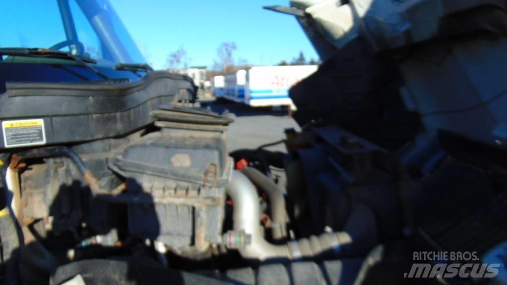 International 4300 Kofferaufbau