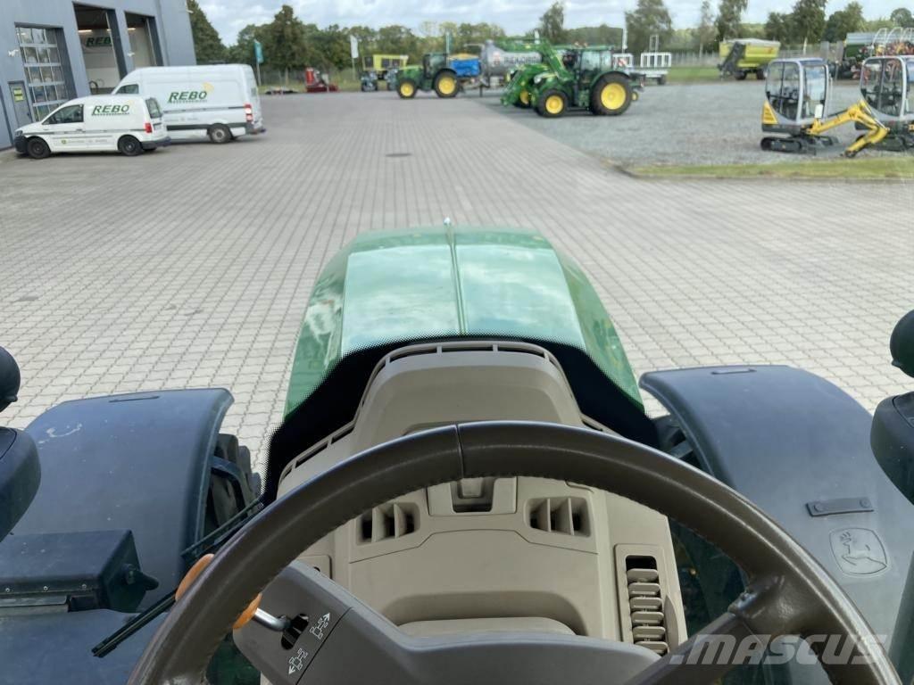 John Deere 6R215 Traktoren