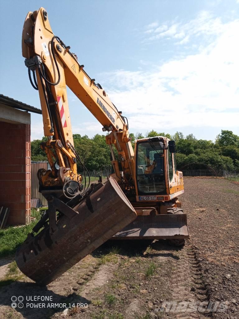 Liebherr A 900 C Mobilbagger