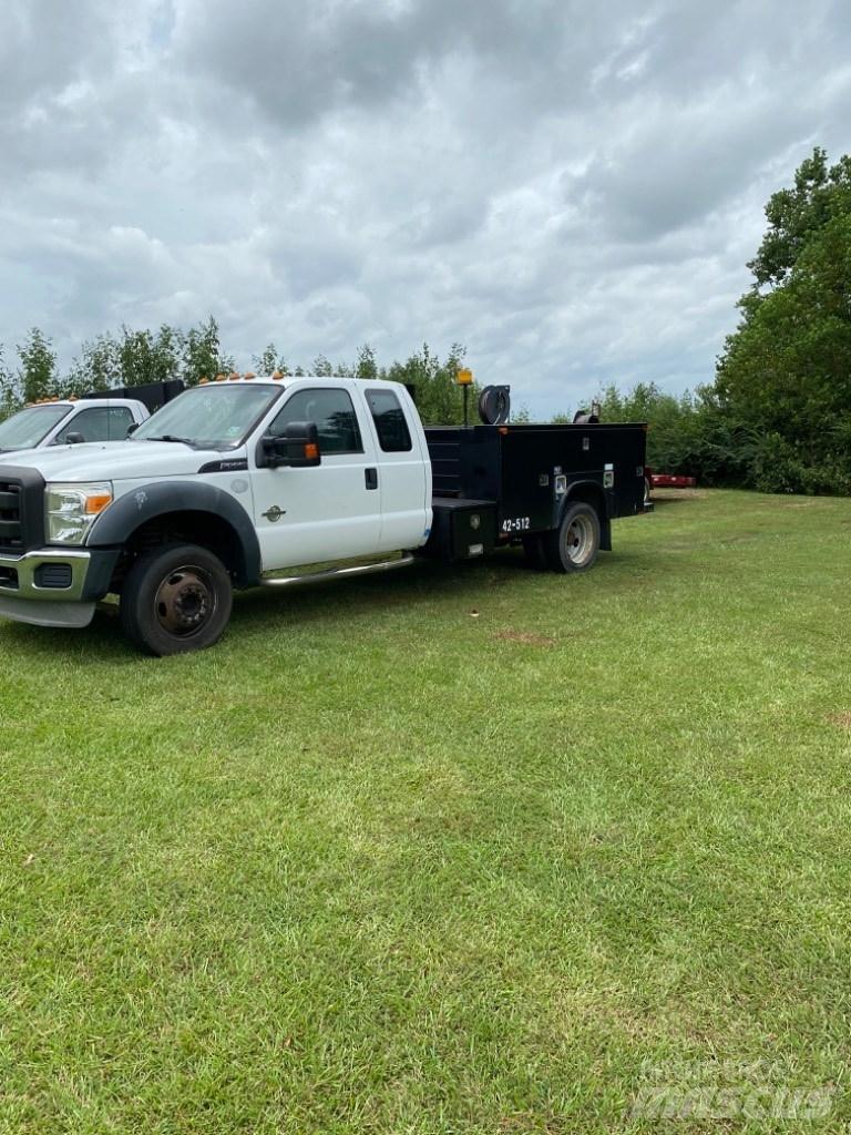 Ford F 550 Pickup/Pritschenwagen