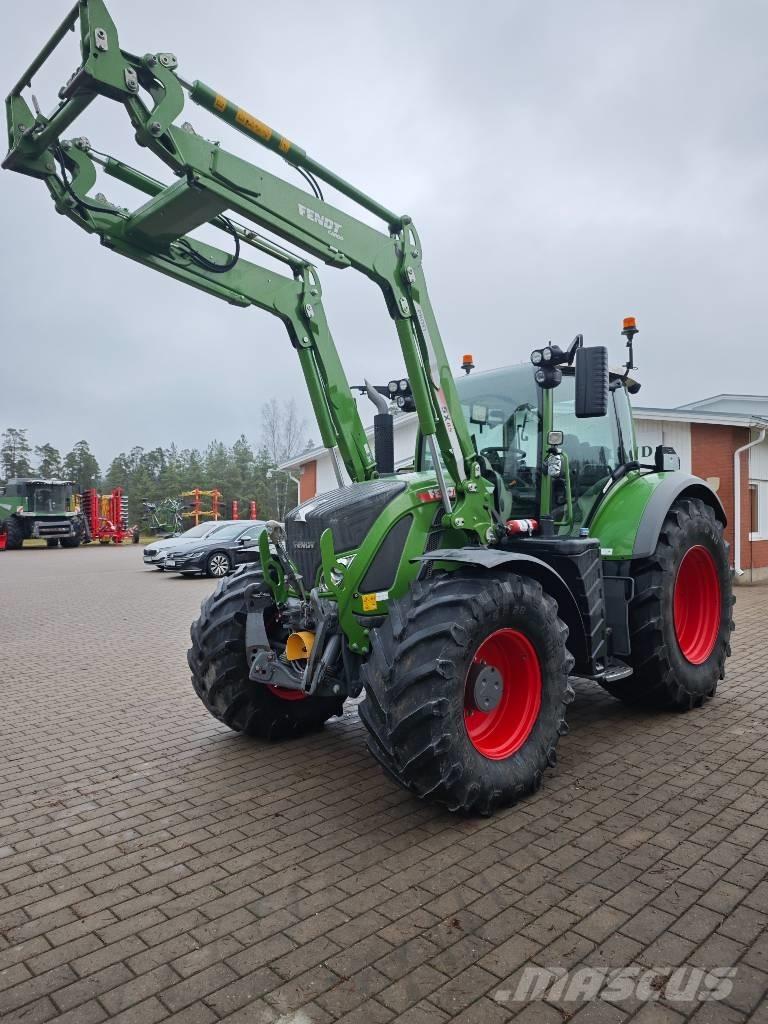 Fendt 724 Profi Plus Traktoren