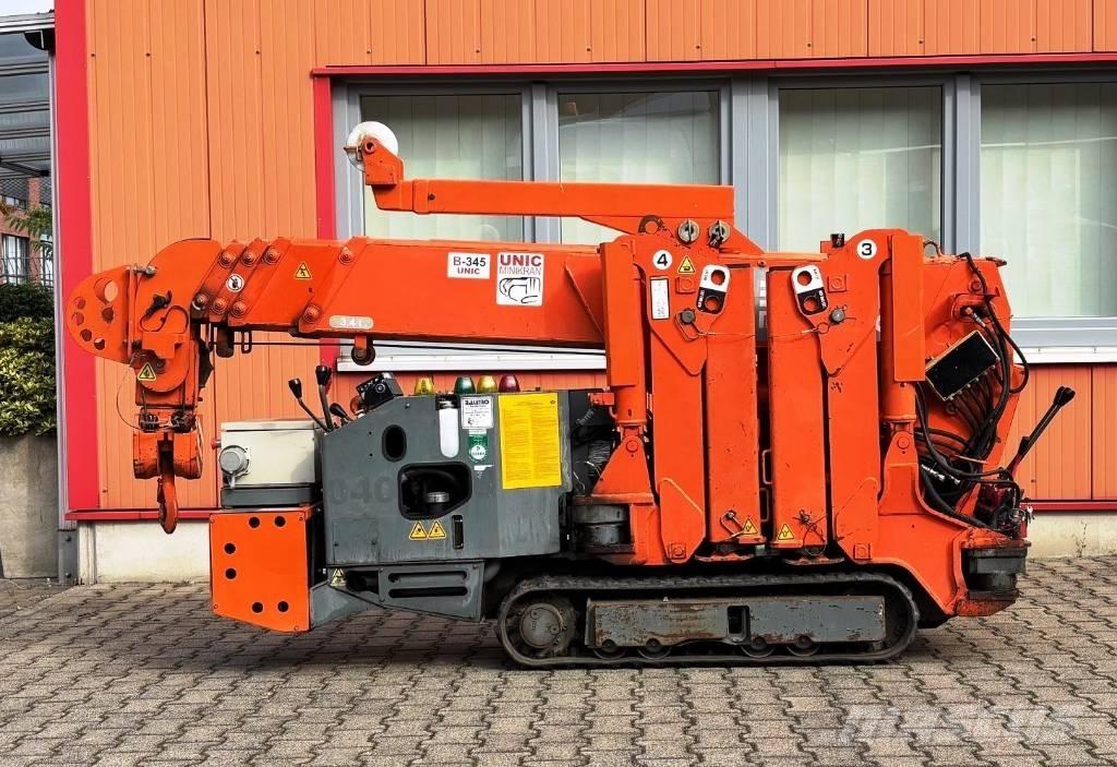 Unic B 345 Raupenkrane