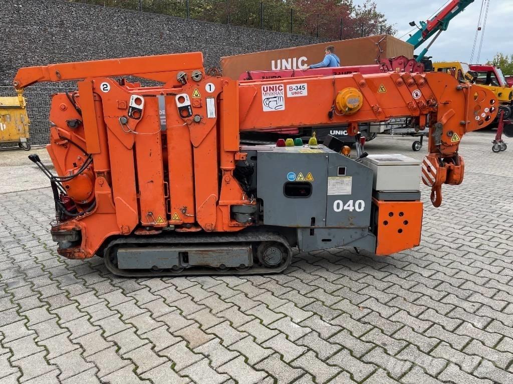Unic B 345 Raupenkrane