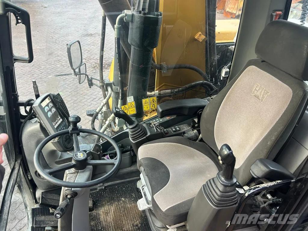 CAT M315D Mobilbagger