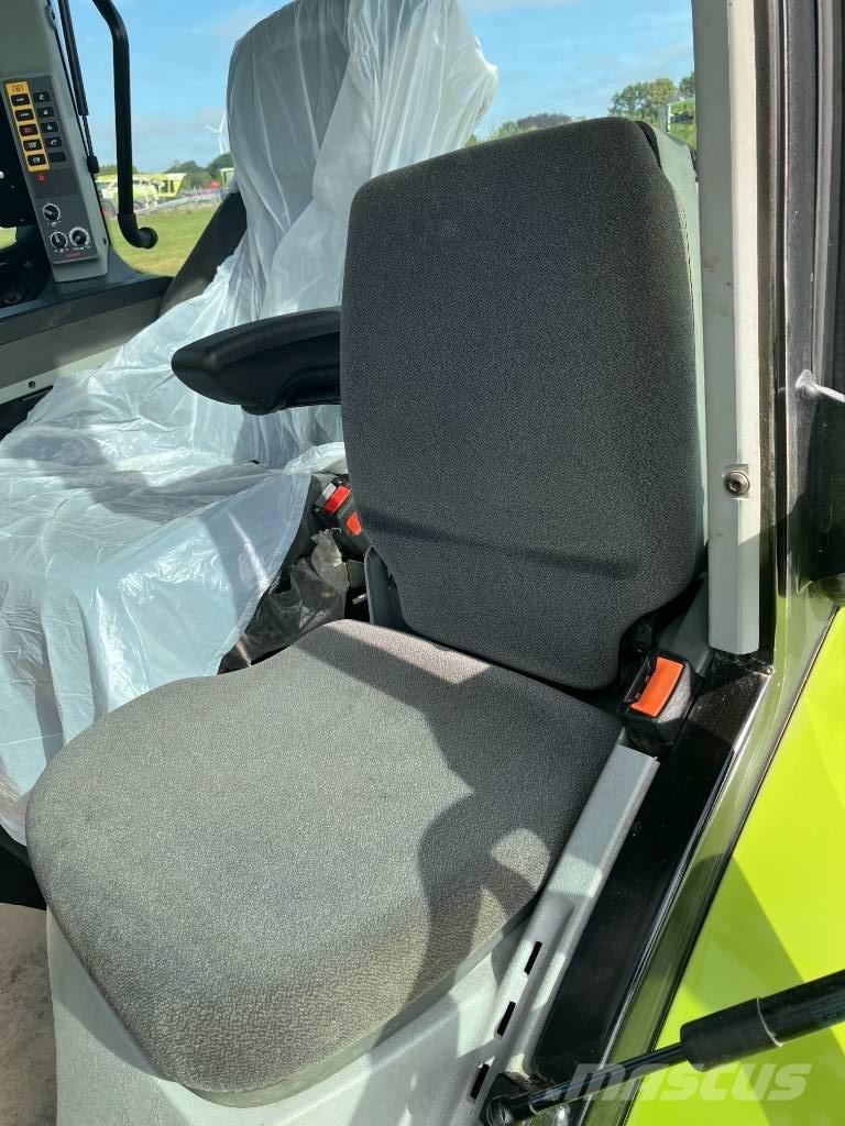 CLAAS Arion 530 CIS Traktoren
