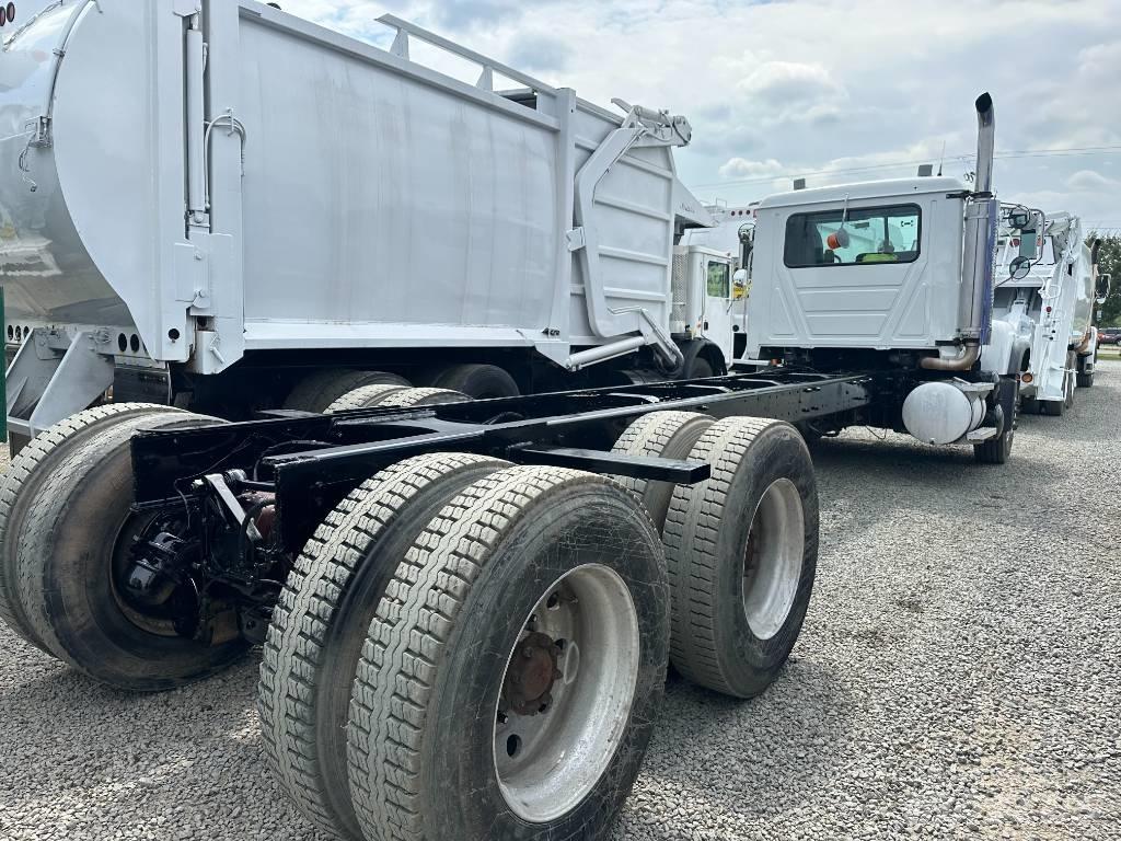 Mack CV 713 Wechselfahrgestell