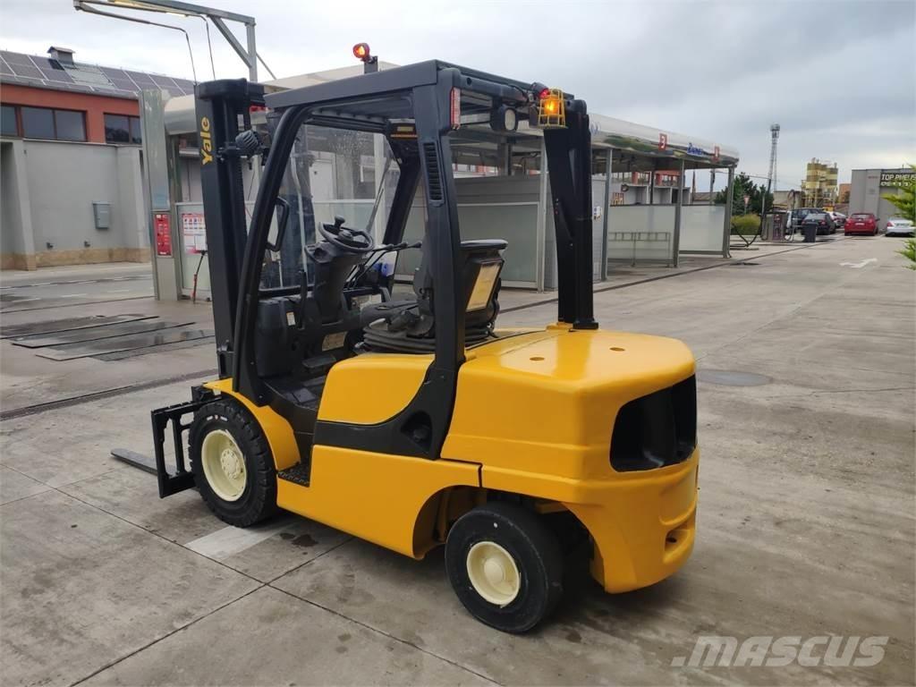 Yale GDP35VX Diesel heftrucks