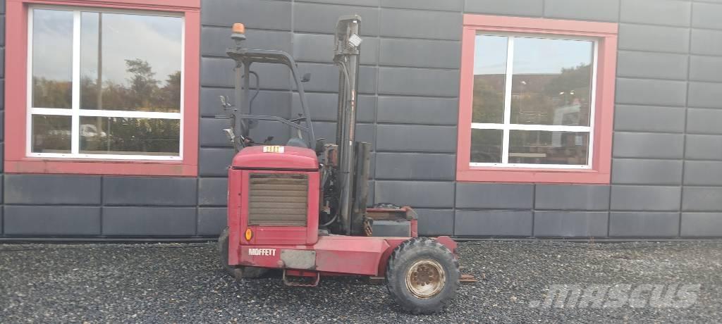 Moffett M5 25.3 Diesel heftrucks