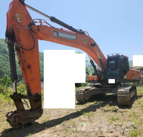 Doosan DX 380 LC-5 Raupenbagger