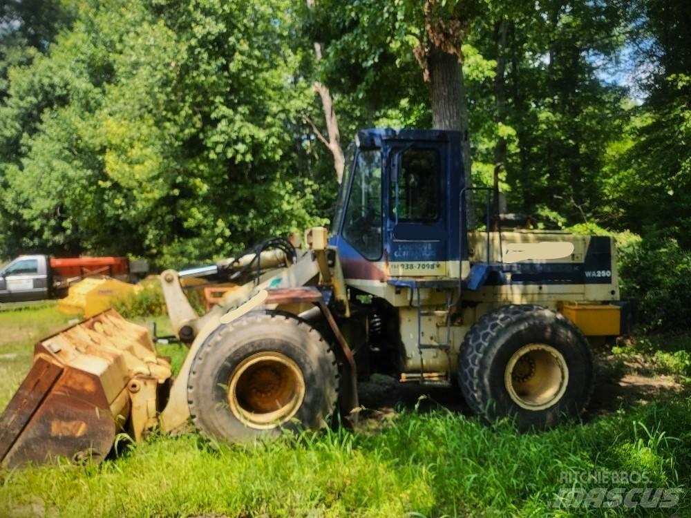 Komatsu WA 250 Radlader