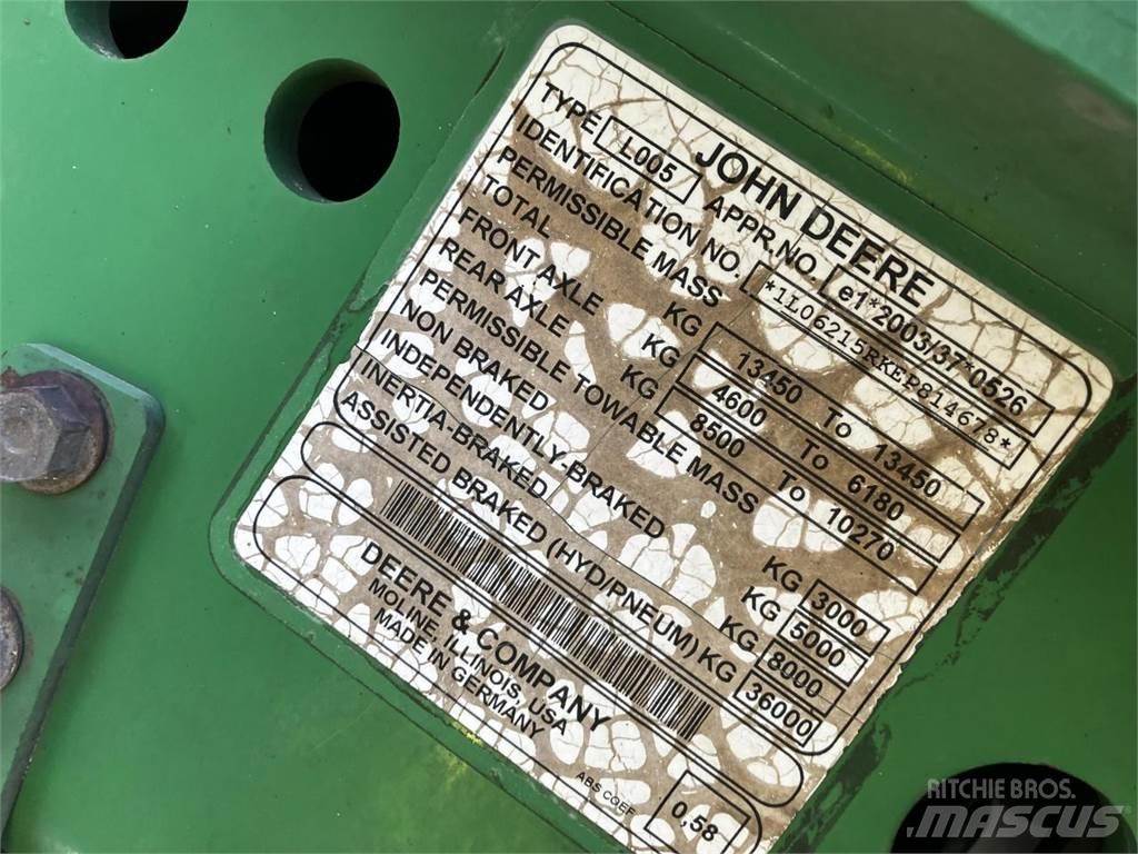 John Deere 6215R Traktoren