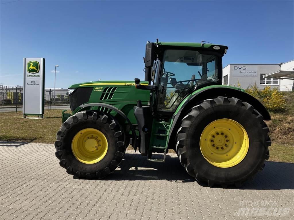 John Deere 6215R Traktoren